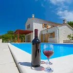Holiday home Veronika Pula